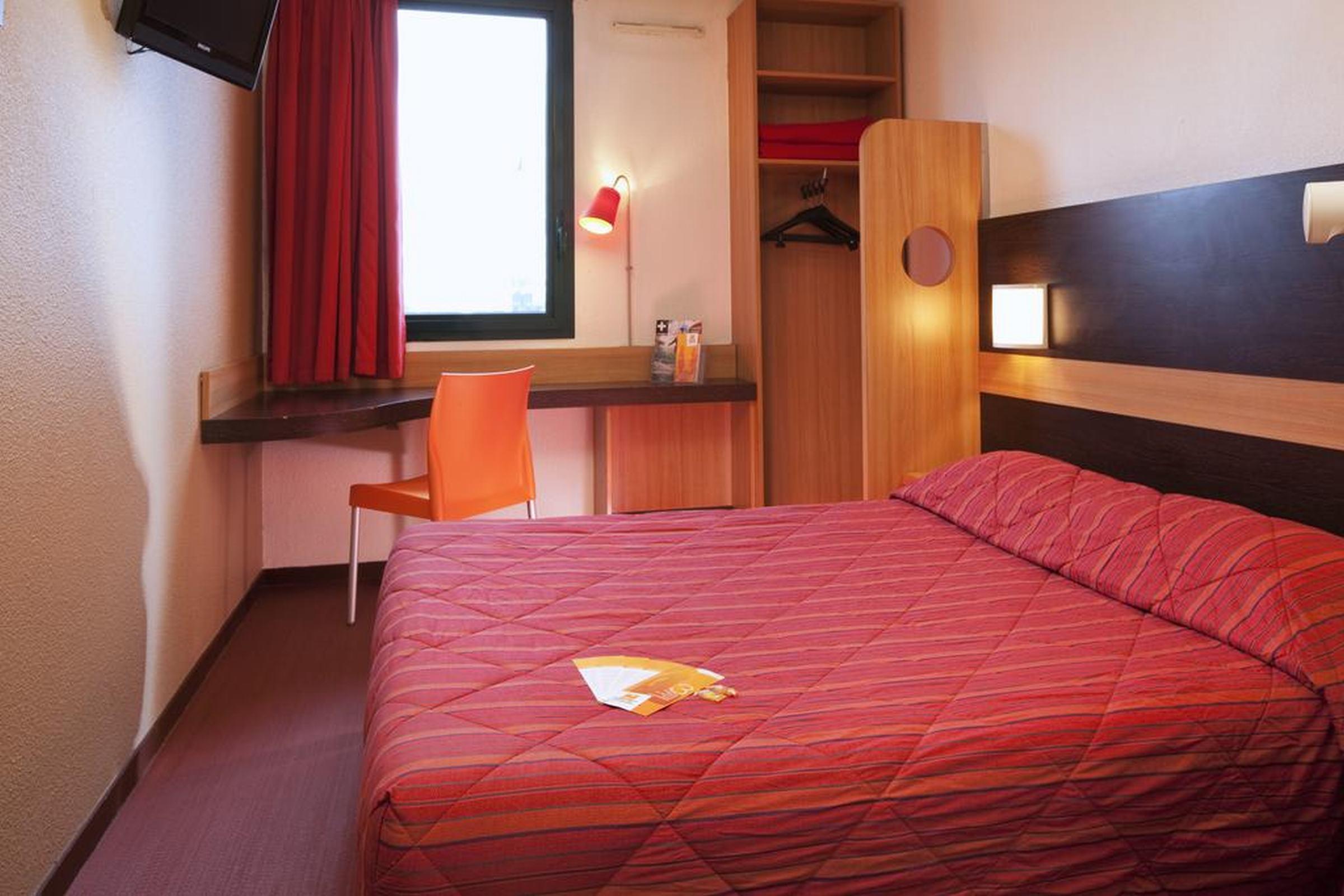 Premiere Classe Paris Ouest - Nanterre - La Defense Bagian luar foto