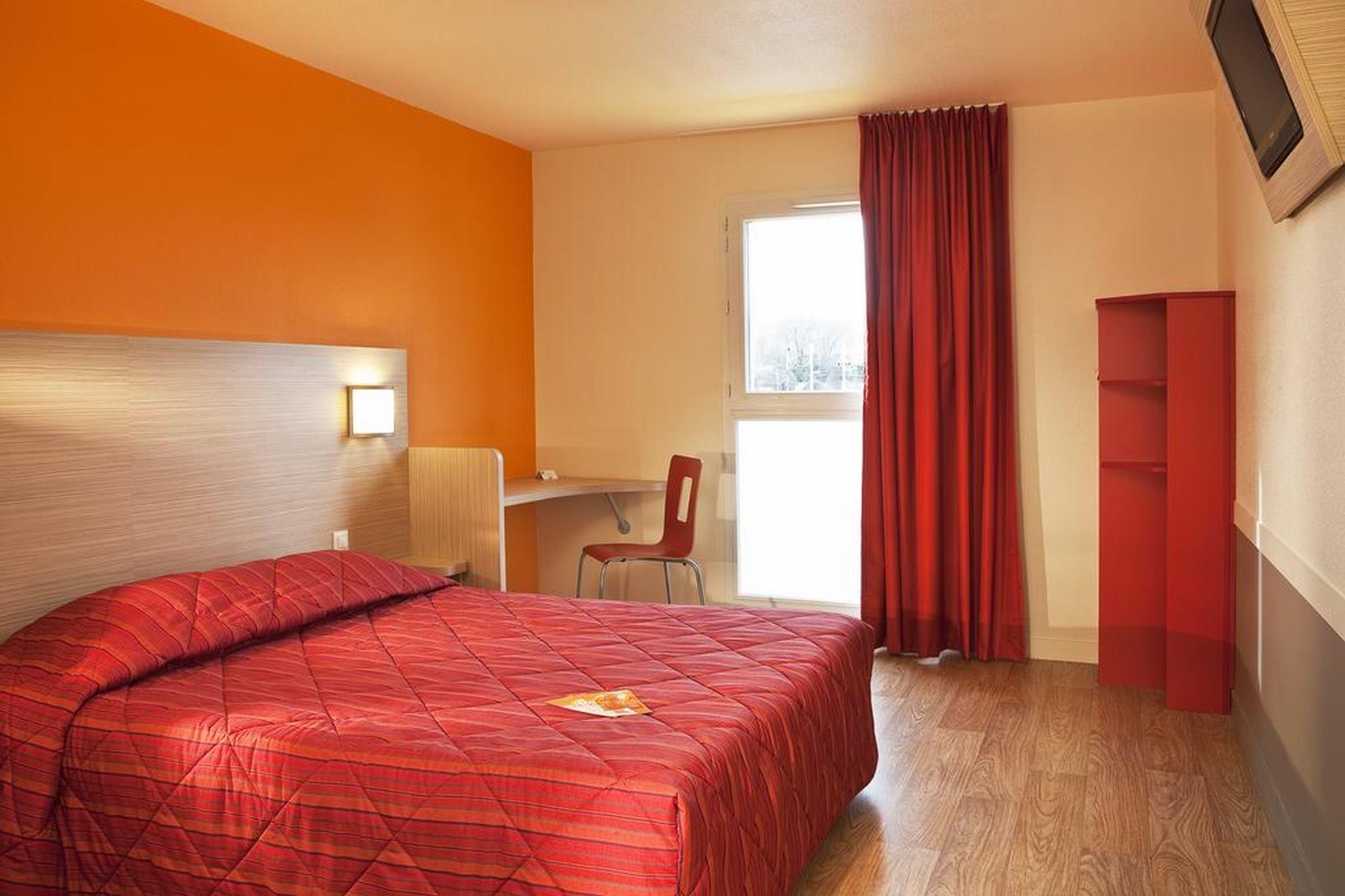 Premiere Classe Paris Ouest - Nanterre - La Defense Bagian luar foto