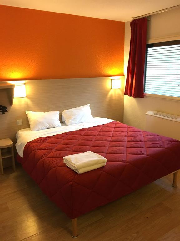 Premiere Classe Paris Ouest - Nanterre - La Defense Bagian luar foto